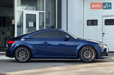 Купе Audi TT 2015 в 
