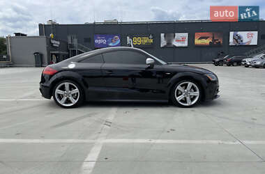 Купе Audi TT 2014 в 