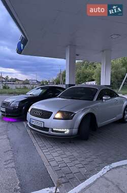 Купе Audi TT 1999 в 