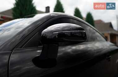 Купе Audi TT 2010 в 