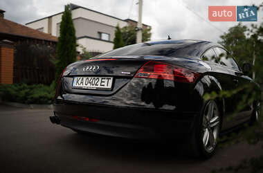 Купе Audi TT 2010 в 