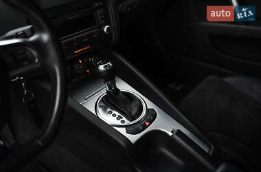 Купе Audi TT 2010 в 