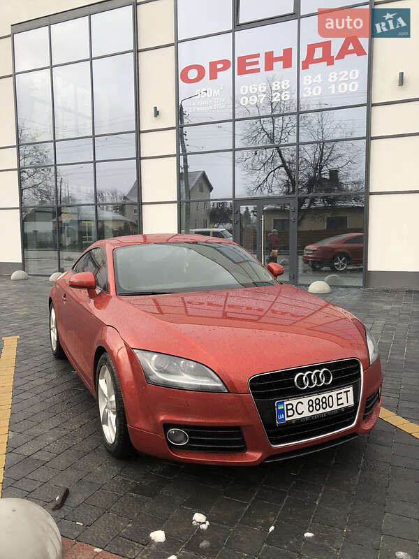 Купе Audi TT 2011 в Львове