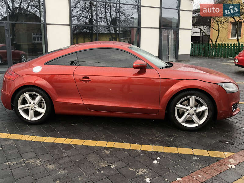 Купе Audi TT 2011 в Львове