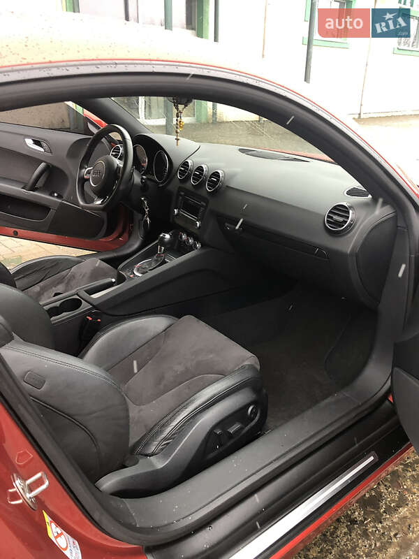 Купе Audi TT 2011 в Львове