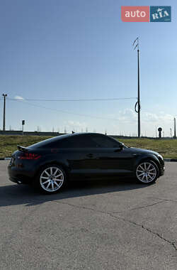 Купе Audi TT 2008 в 