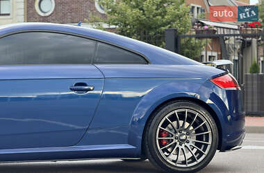 Купе Audi TT 2015 в 