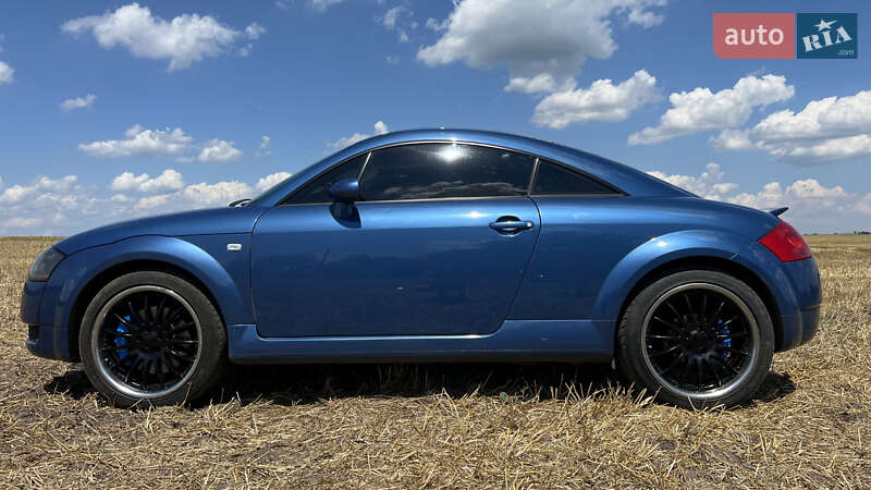Купе Audi TT 2000 в Петропавловке