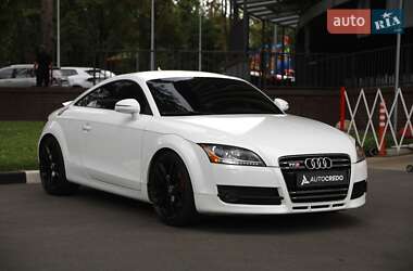 Купе Audi TT 2011 в 