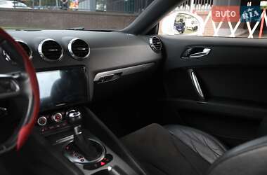 Купе Audi TT 2011 в 