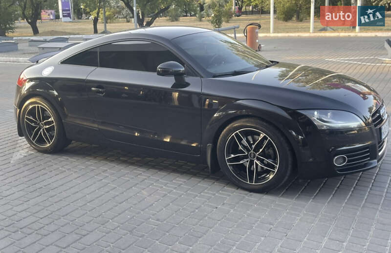 Audi TT 2011