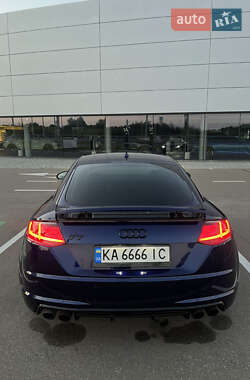 Купе Audi TT 2020 в 