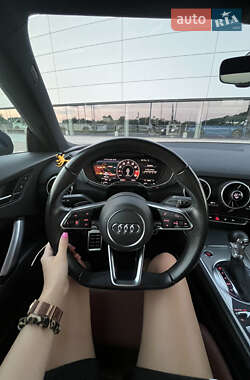 Купе Audi TT 2020 в 