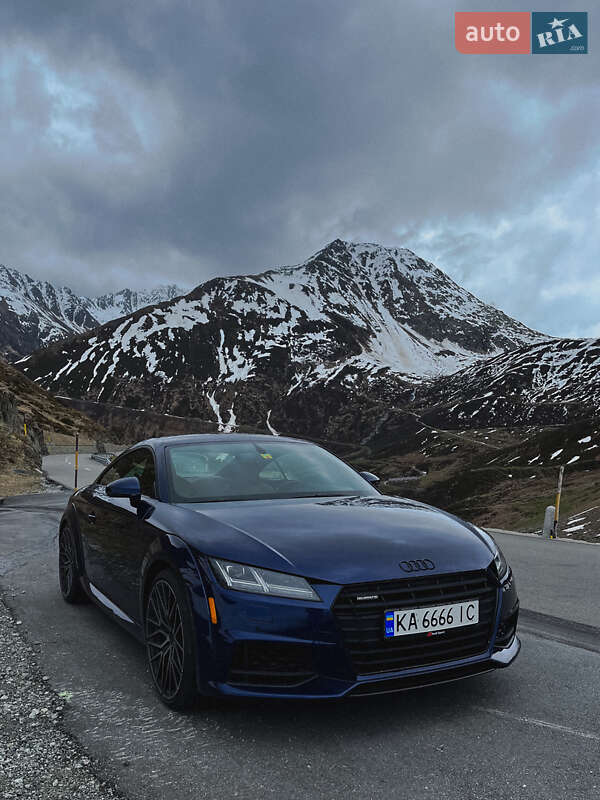 Купе Audi TT 2020 в 