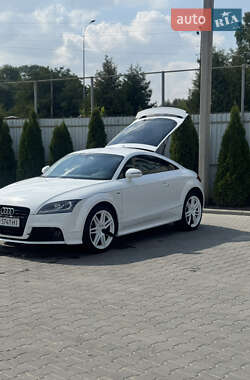 Audi TT 2012