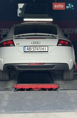 Купе Audi TT 2012 в 