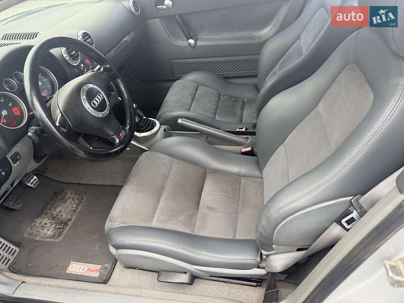 Купе Audi TT 1999 в Чернівцях