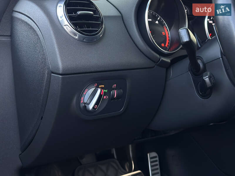 Купе Audi TT 2013 в Киеве