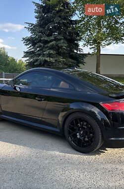 Купе Audi TT 2015 в 