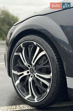 Купе Audi TT 2011 в 