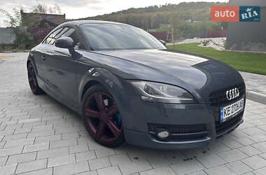 Купе Audi TT 2010 в Львові