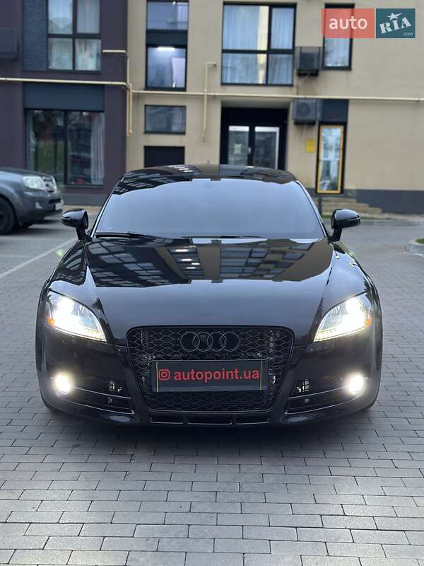 Audi TT 2011
