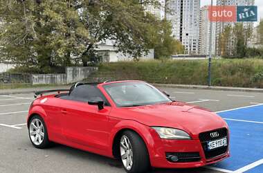 Родстер Audi TT 2008 в  фото 18 Родстер Audi TT 2008 в