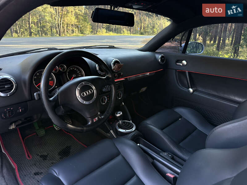 Купе Audi TT 1999 в Києві фото 9 Купе Audi TT 1999 в Києві