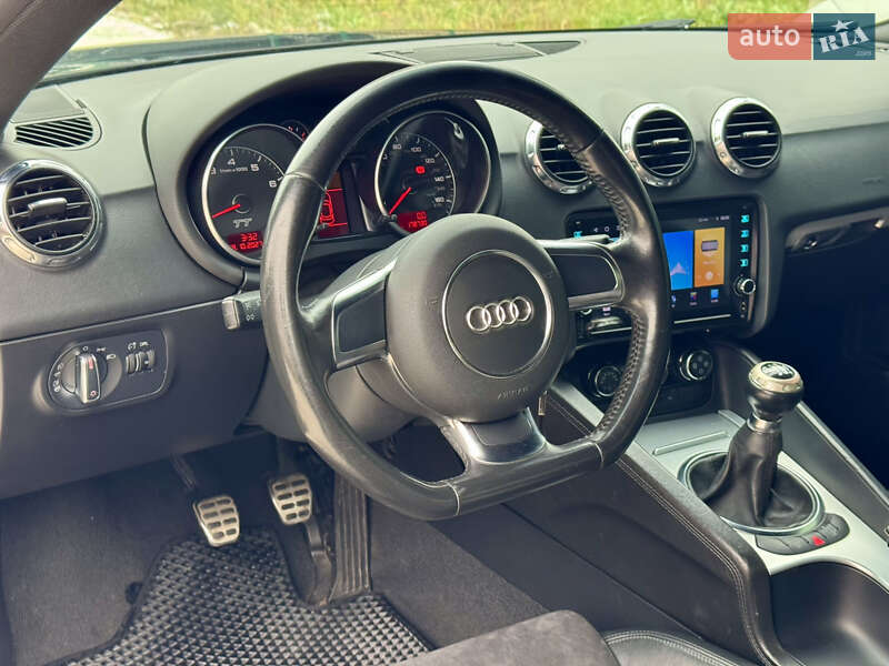 Купе Audi TT 2006 в Києві фото 15 Купе Audi TT 2006 в Києві