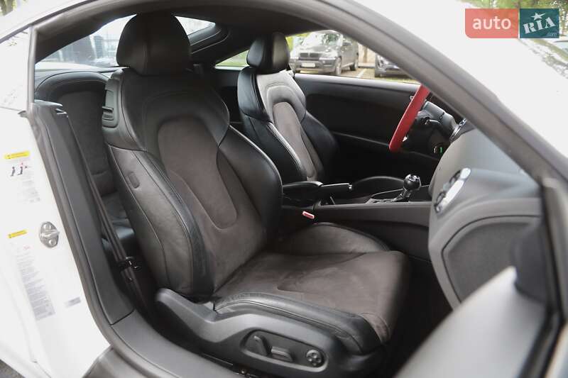 Купе Audi TT 2011 в Харкові