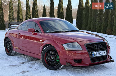 Купе Audi TT 1999 в Надворной