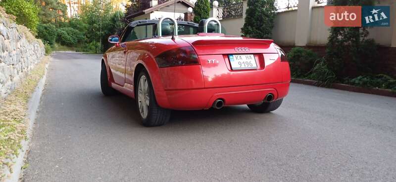 Родстер Audi TT 2003 в Ворзеле