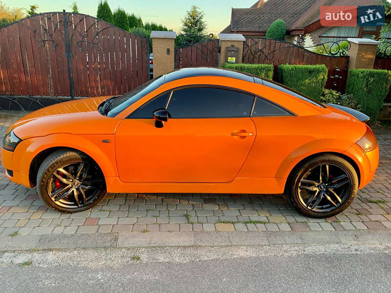 Купе Audi TT 1998 в Ужгороде
