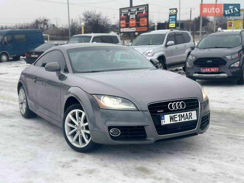 Audi TT 2011 Audi TT 2011