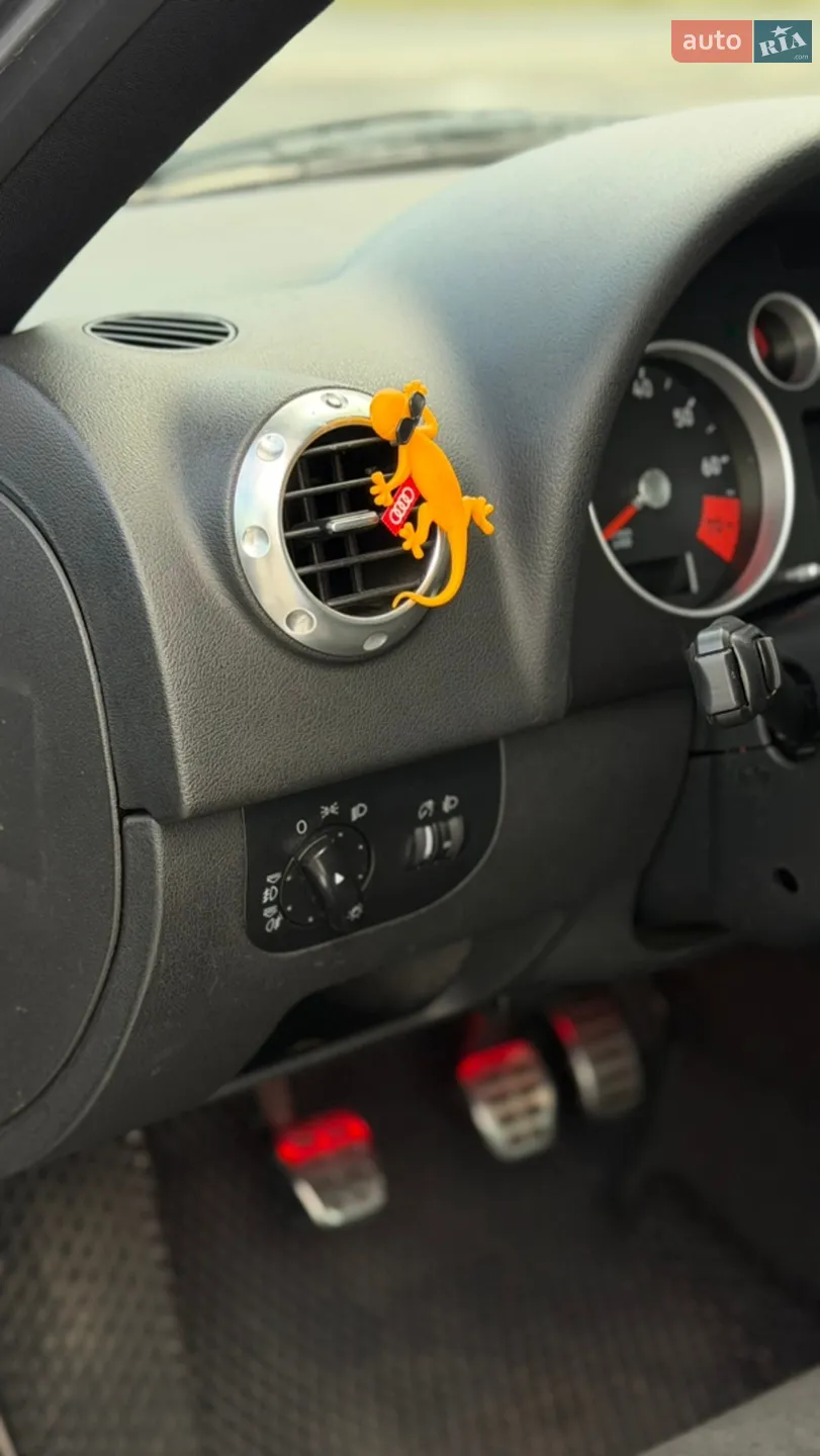 Audi TT 1999 VIN TRUZZZ8NZX1012537 фото оголошення 20 з 24