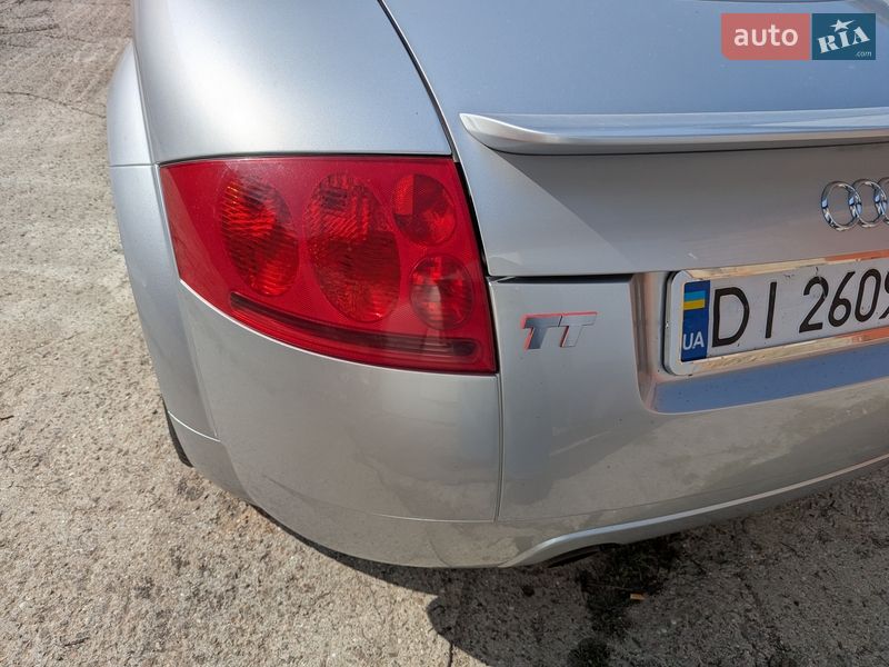 Купе Audi TT 1999 в Южноукраинске