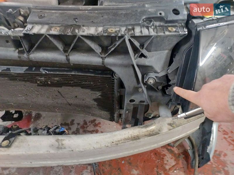 Купе Audi TT 1999 в Южноукраинске
