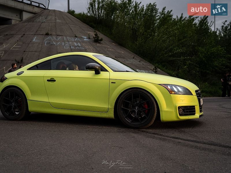 Купе Audi TT 2008 в Киеве фото 5 Купе Audi TT 2008 в Киеве