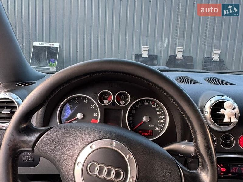 Купе Audi TT 1998 в Путилі