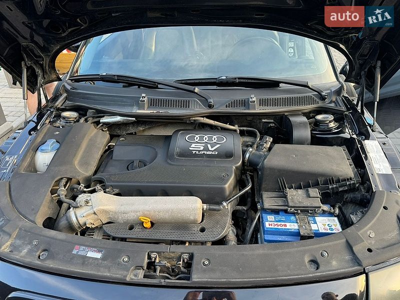 Купе Audi TT 1998 в Путилі