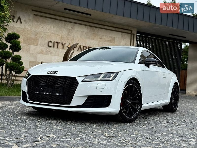 Купе Audi TT 2016 в Львове Купе Audi TT 2016 в Львове