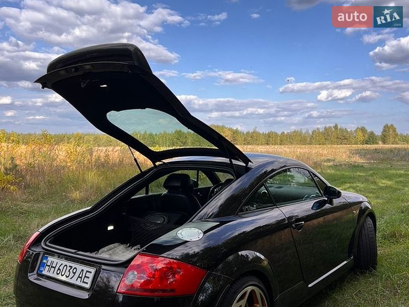 Купе Audi TT 2002 в Киеве фото 11 Купе Audi TT 2002 в Киеве