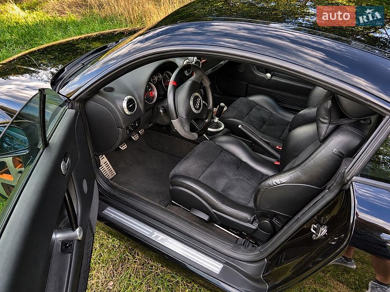 Купе Audi TT 2002 в Киеве фото 21 Купе Audi TT 2002 в Киеве