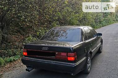 Седан Audi V8 1991 в Ровно