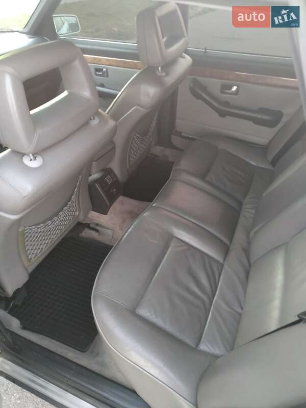 Седан Audi V8 1989 в Черкассах