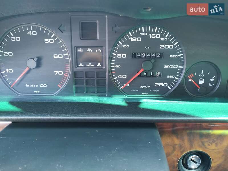 Седан Audi V8 1989 в Черкассах