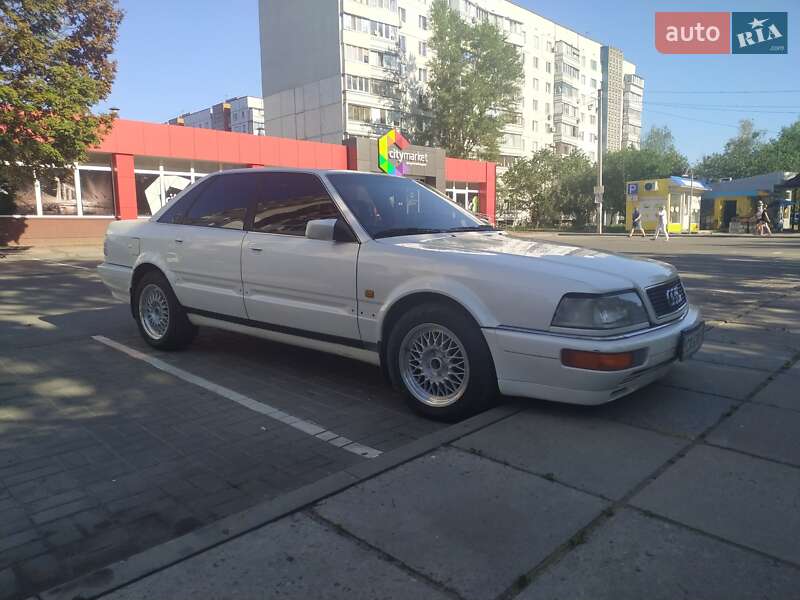 Седан Audi V8 1989 в Черкассах