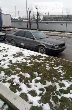 Седан Audi V8 1990 в Львове
