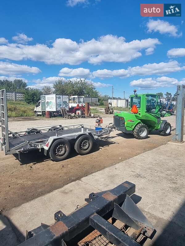 Минипогрузчик Avant 700 серия 2024 в Киеве