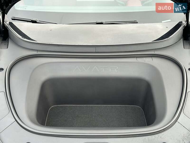 Фастбэк Avatr 06 2025 в Львове фото 43 Фастбэк Avatr 06 2025 в Львове